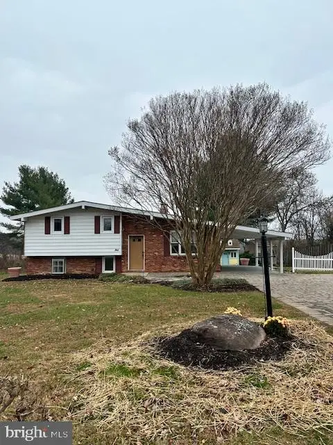 6210 Rolling View Dr, Eldersburg, MD 21784 - Image #1