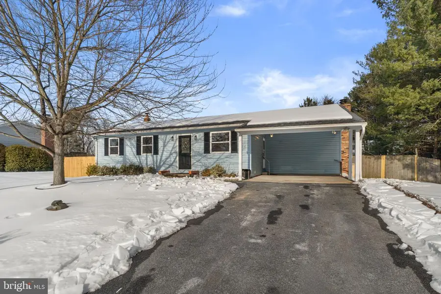 742 Holliday Ln, Westminster, MD 21157 - #3