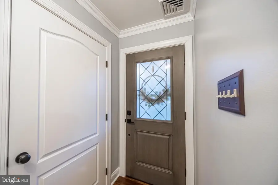 709 Glen Dr, Westminster, MD 21157 - Image #2