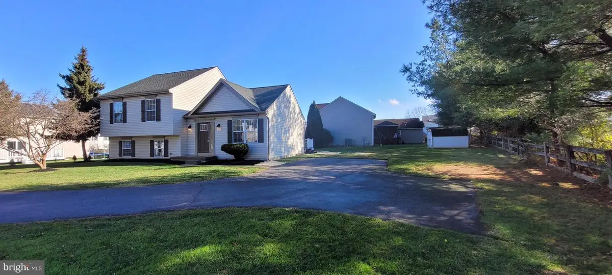 547 Kenan St, Taneytown, MD 21787 - Image #1