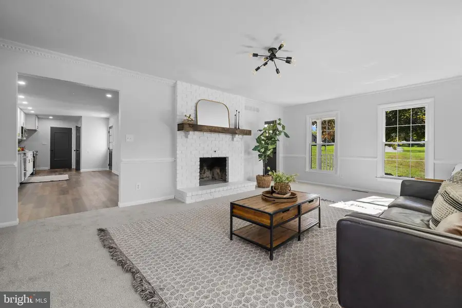 6912 Stratford Dr, Sykesville, MD 21784 - Image #3