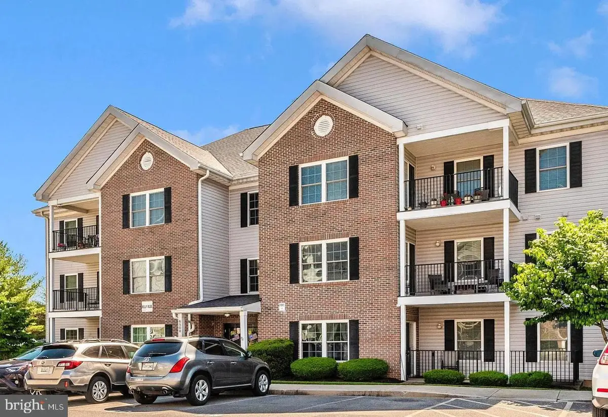 6508 Ridenour Way E #2a, Sykesville, MD 21784 - Image #1