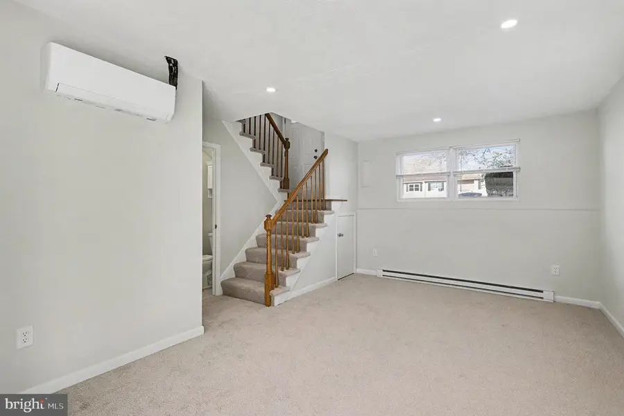 105 Carnival Dr, Taneytown, MD 21787 - Image #2