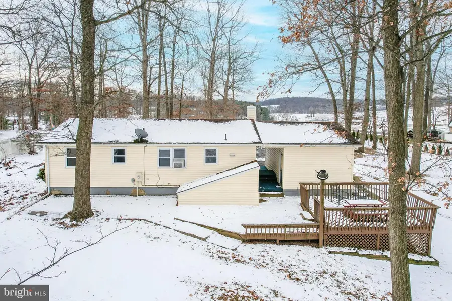 16 Leppo Rd, Westminster, MD 21158 - Image #2