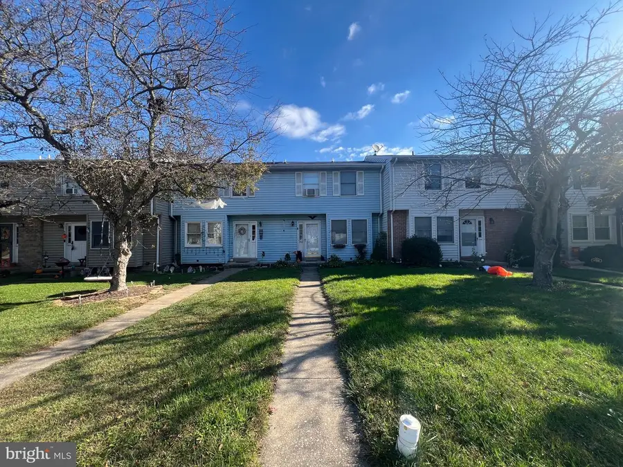 4302 Sycamore Dr, Hampstead, MD 21074 - Image #2