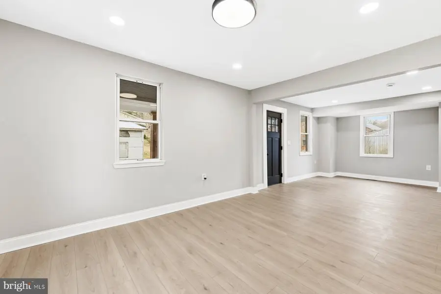 5310 N Mill, 6 Manchester, MD 21102 - #3