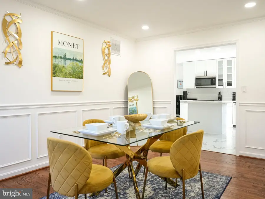 2111 Warren Way Dr, Westminster, MD 21157 - Image #2