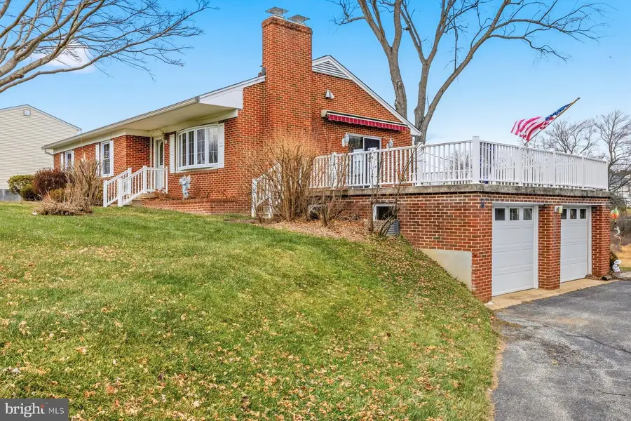 1034 Circle Dr, Sykesville, MD 21784 - Image #3