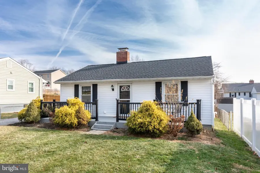 413 Oak Ave, Westminster, MD 21157 - Image #2