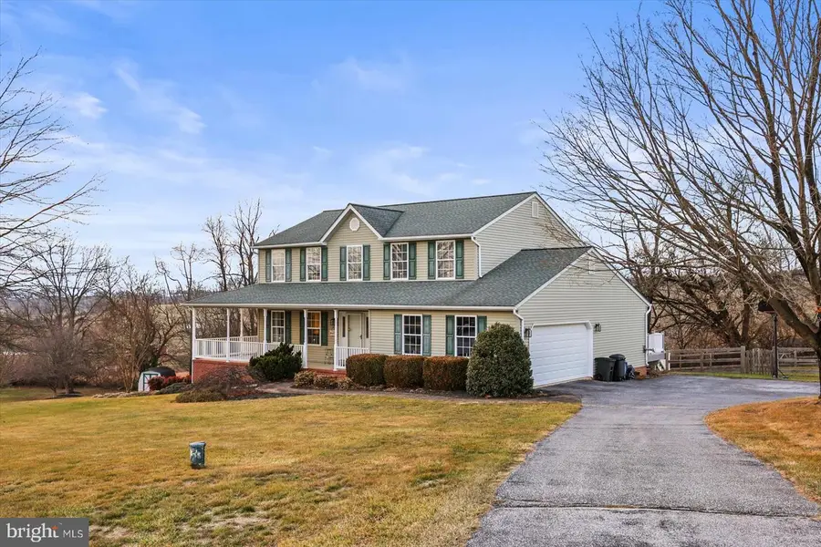 400 Plankwood Dr, Westminster, MD 21158 - Image #2