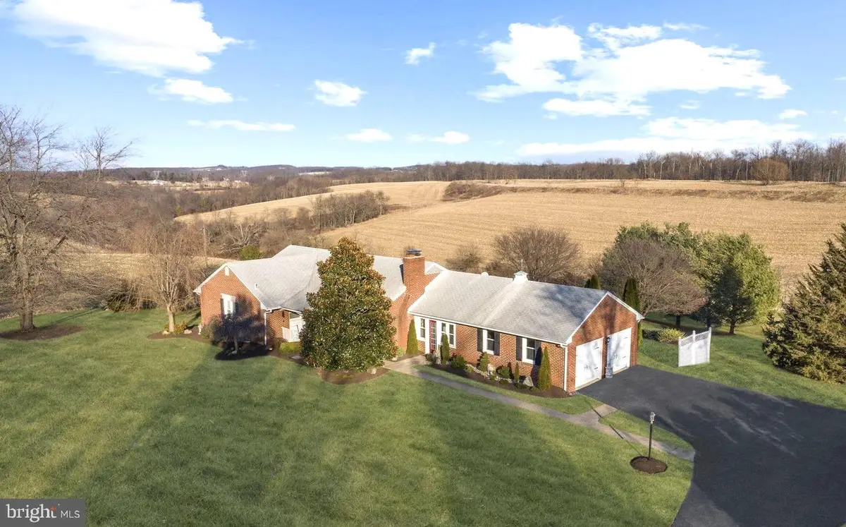 7001 Watersville Rd, Mount Airy, MD 21771 - Image #1