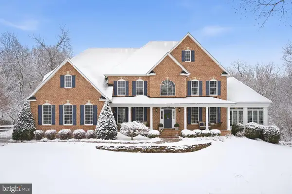 2001 Kilt Dr, FINKSBURG, MD 21048