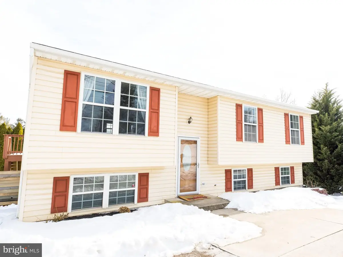 3411 York St, Manchester, MD 21102 - #1