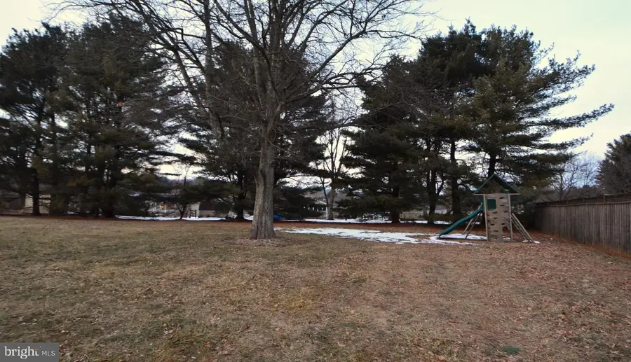 1658 Sams Creek Rd, Westminster, MD 21157 - #2