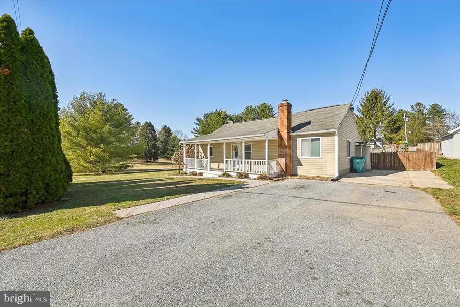 1516 Cherry Ave, Sykesville, MD 21784 - #2