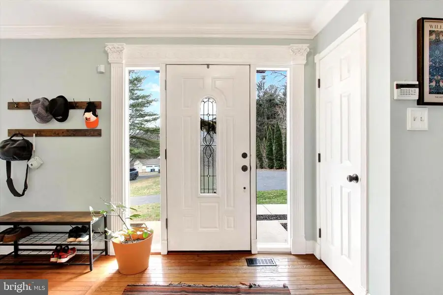 308 Winsome Dr, Hampstead, MD 21074 - #2