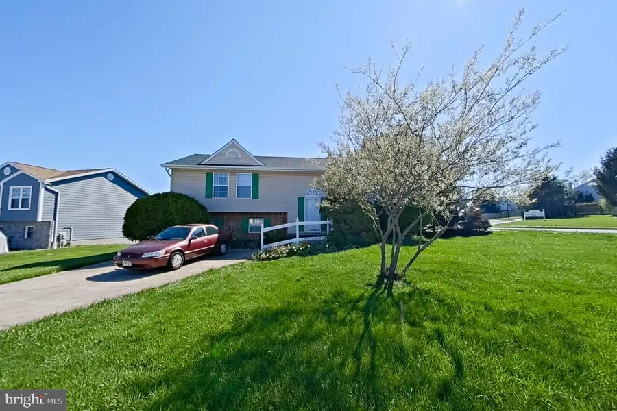 1 Bancroft St, Taneytown, MD 21787 - #2