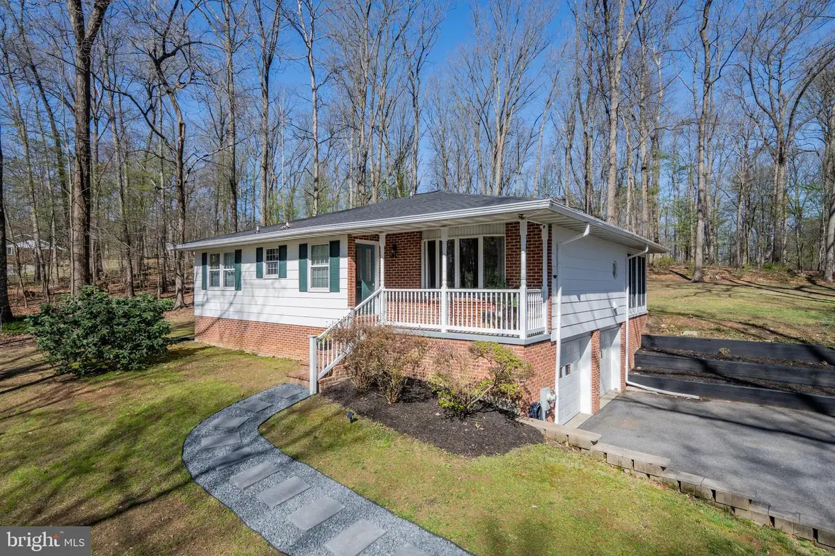 932 Western Chapel Rd, Westminster, MD 21157 - #1