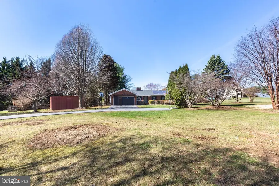 1712 Bachman Valley Dr, Westminster, MD 21157 - #2