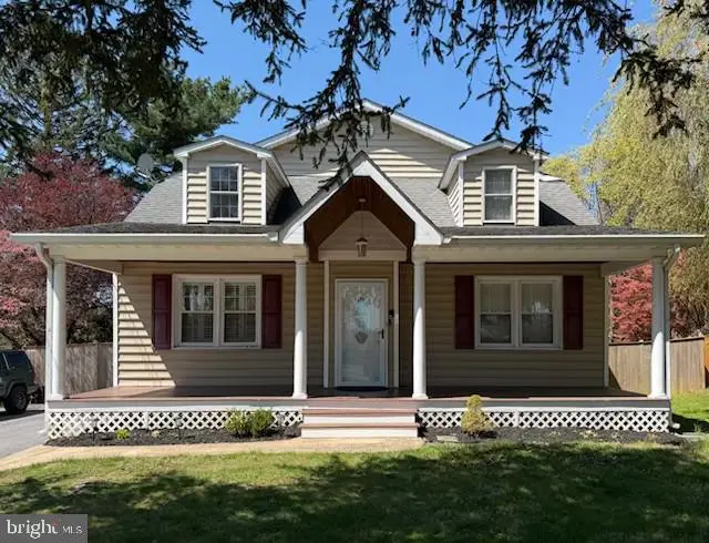 6346 Barnett Ave, Sykesville, MD 21784 - #1