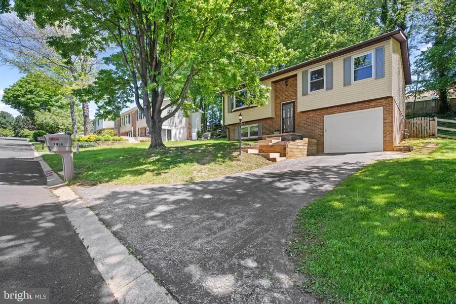 1956 Gardenia St, Sykesville, MD 21784 - #2