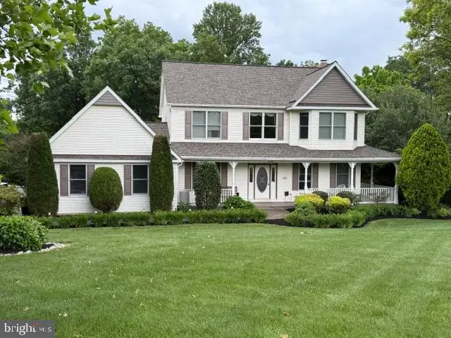 4430 Embassy Dr, Sykesville, MD 21784 - #1