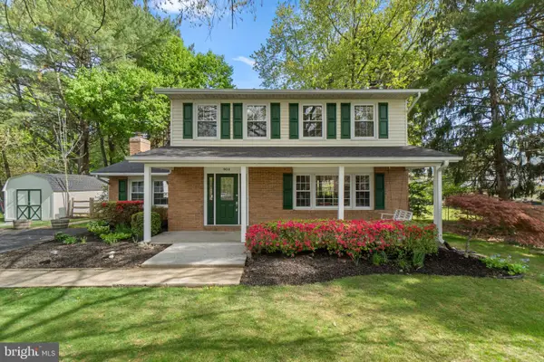 904 Caren Dr, ELDERSBURG, MD 21784