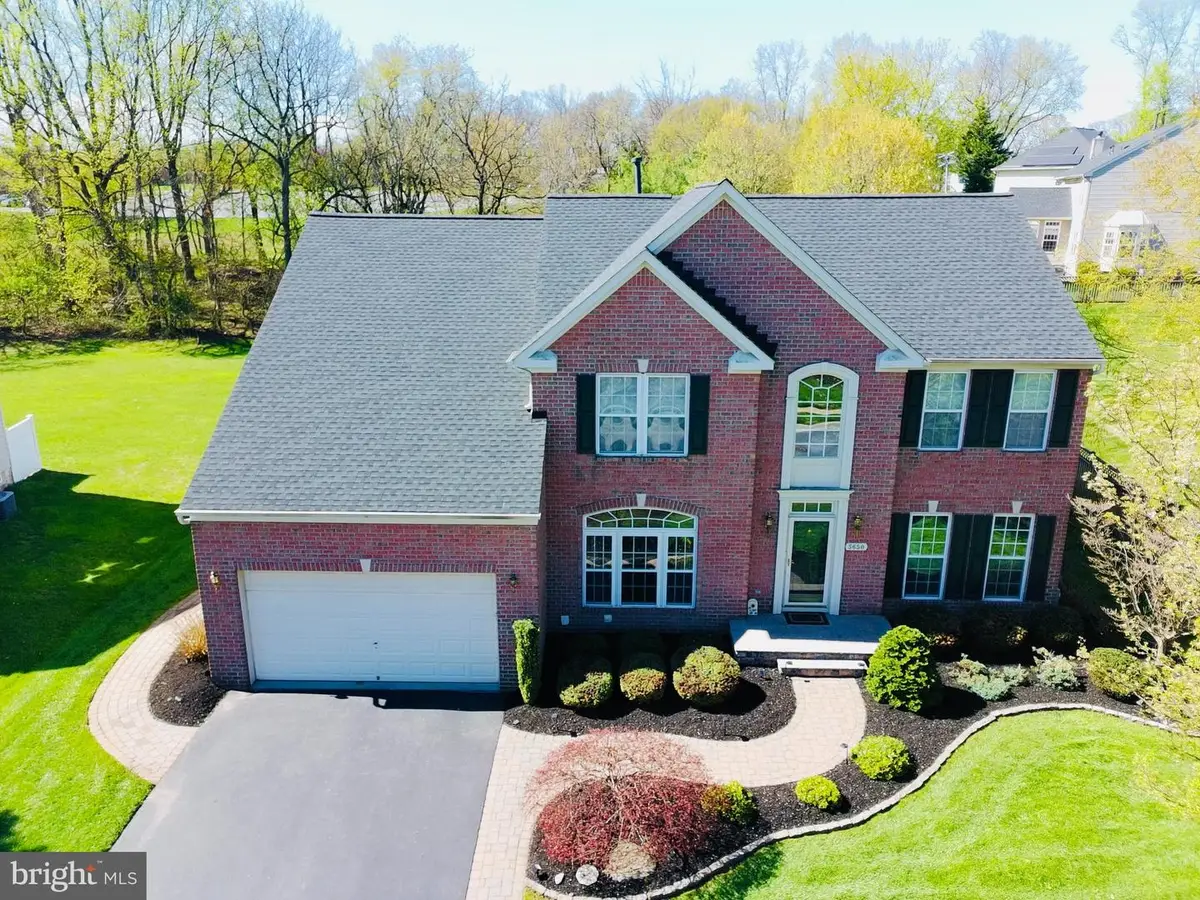 5650 Compton Ln, Eldersburg, MD 21784 - #1