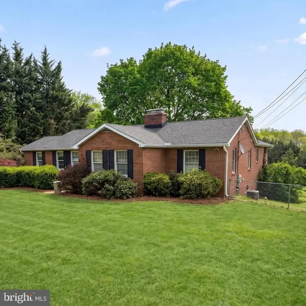 4215 Buffalo Rd, MOUNT AIRY, MD 21771