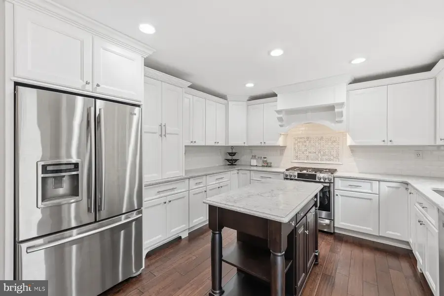 6341 Twin Ponds Ln, Mount Airy, MD 21771 - #2