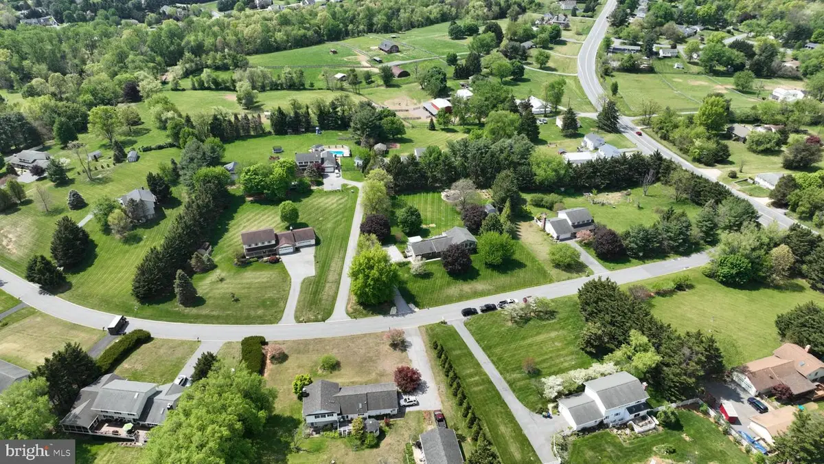 2655 Gilbert Rd, Mount Airy, MD 21771 - #1