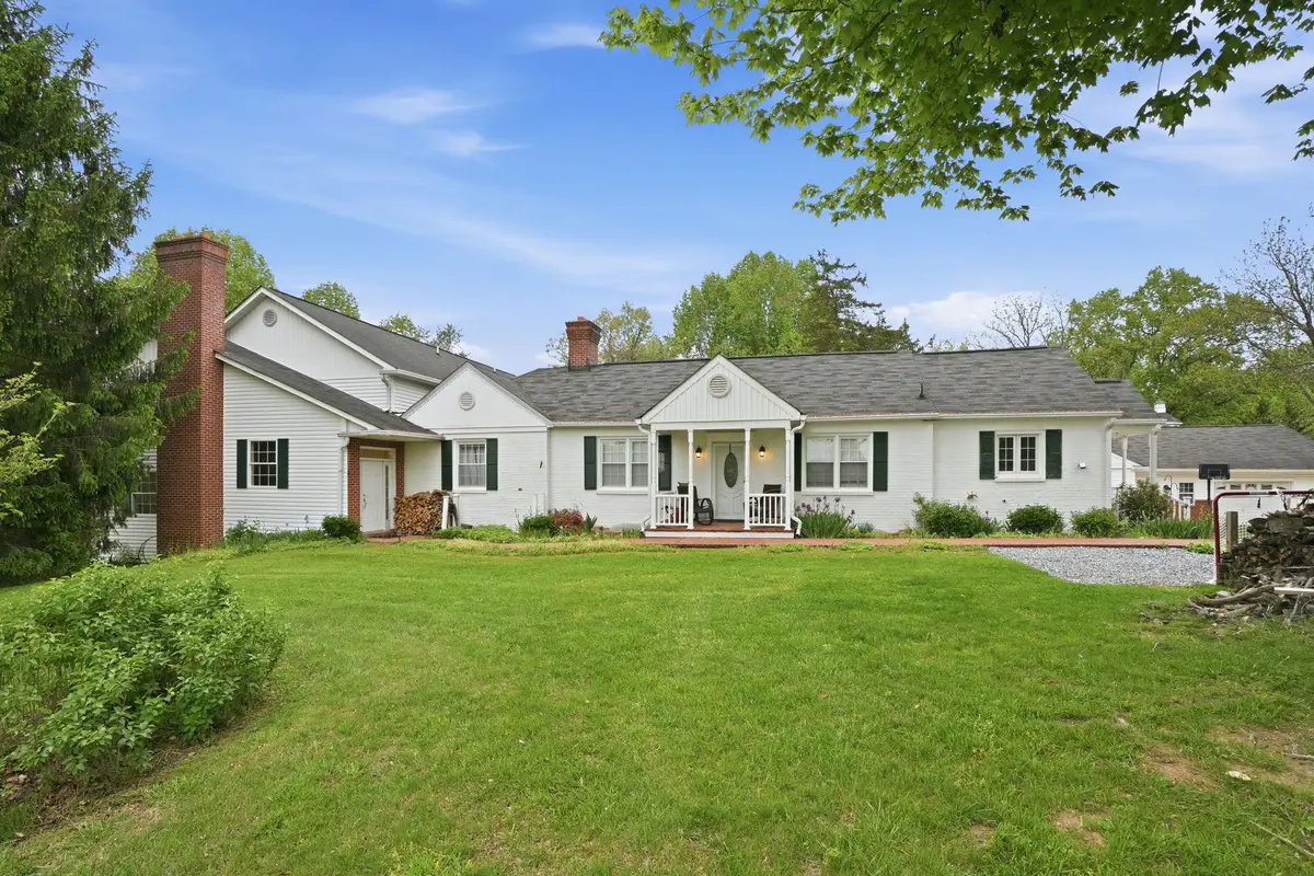 2400 Liberty Rd, Eldersburg, MD 21784 - #1