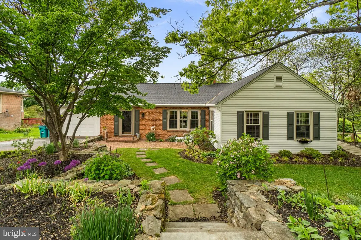 22 Fitzhugh Ave, Westminster, MD 21157 - #1
