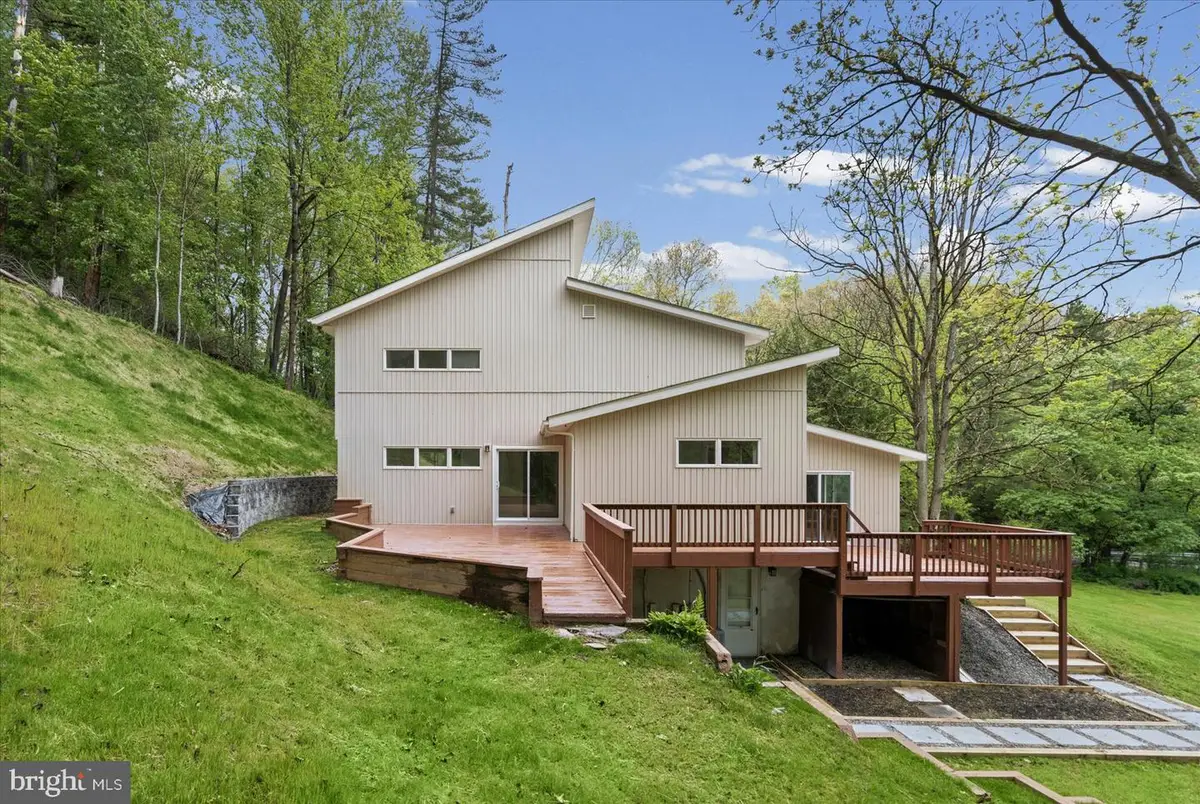 2056 Brown Rd, Finksburg, MD 21048 - #1