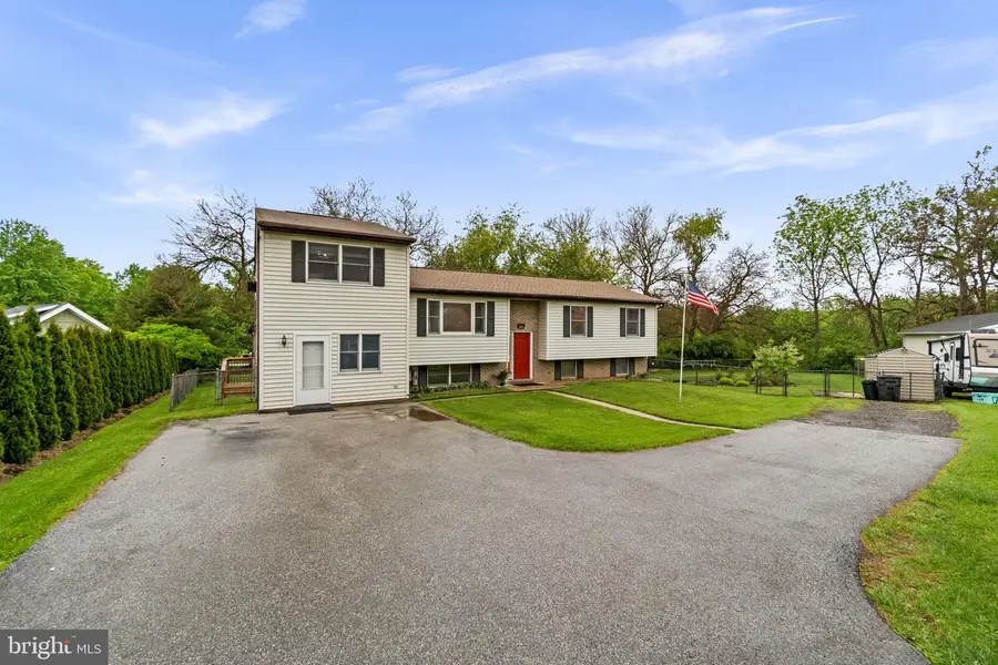 132 Dunrovin Ave, Westminster, MD 21158 - #3