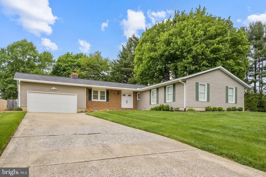 1812 Miller Dr, Finksburg, MD 21048 - #2