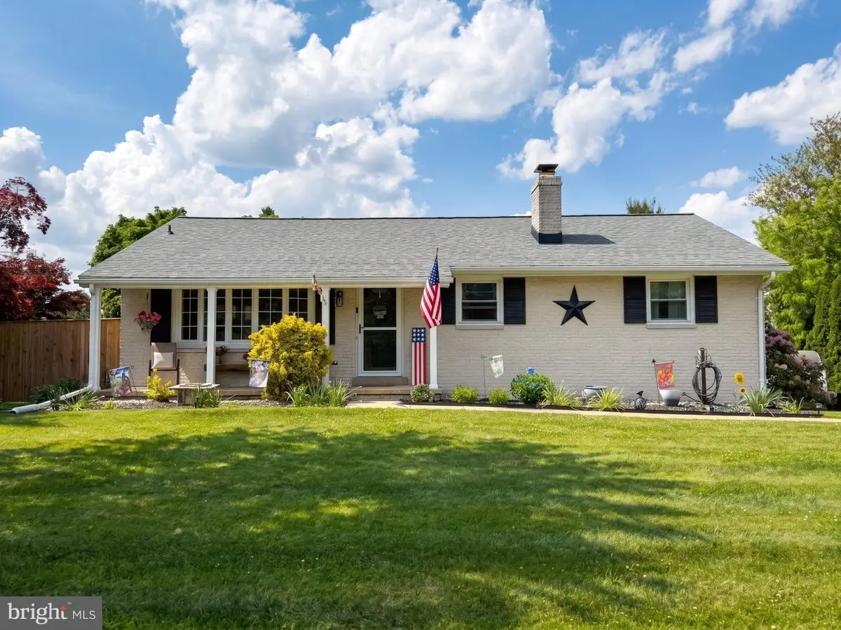 3272 Charmil Dr, Manchester, MD 21102 - #1
