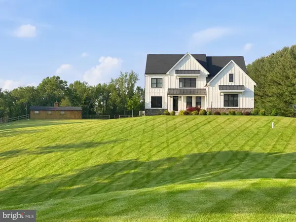 330 Brookfield Dr, SYKESVILLE, MD 21784