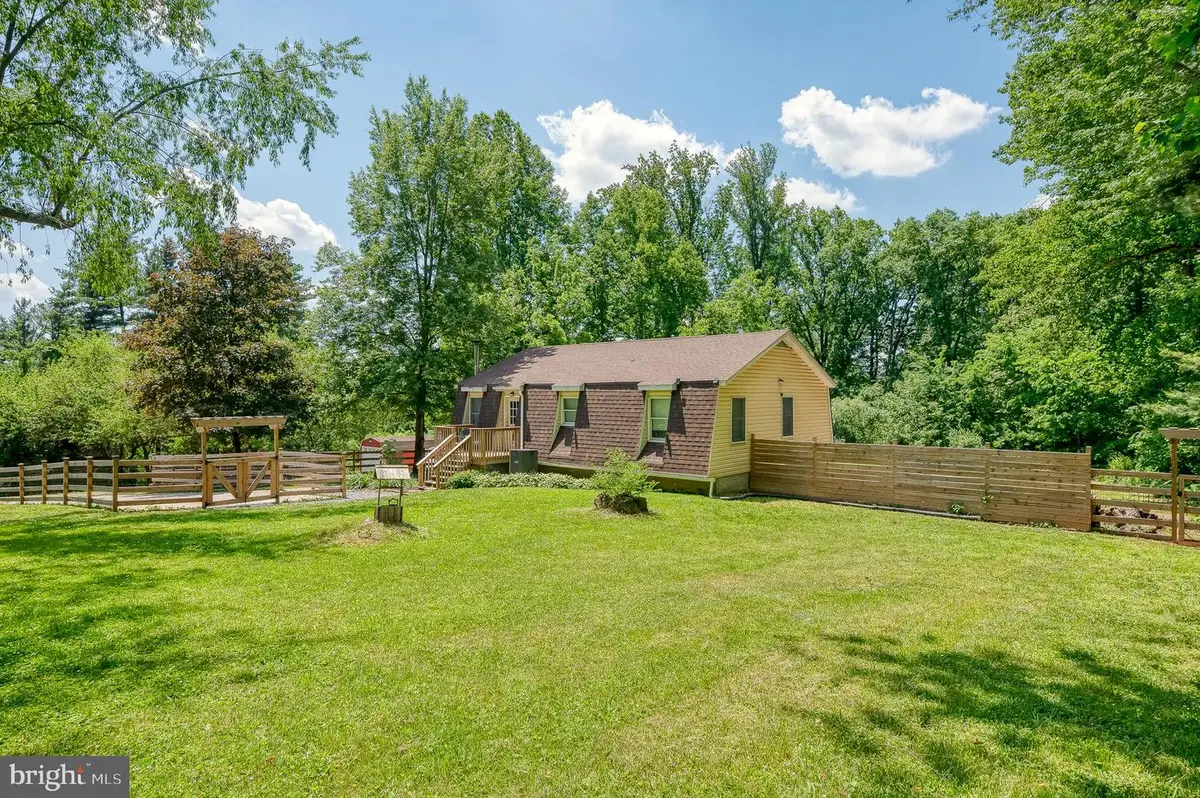 305 Crowl Rd, Westminster, MD 21158 - #1