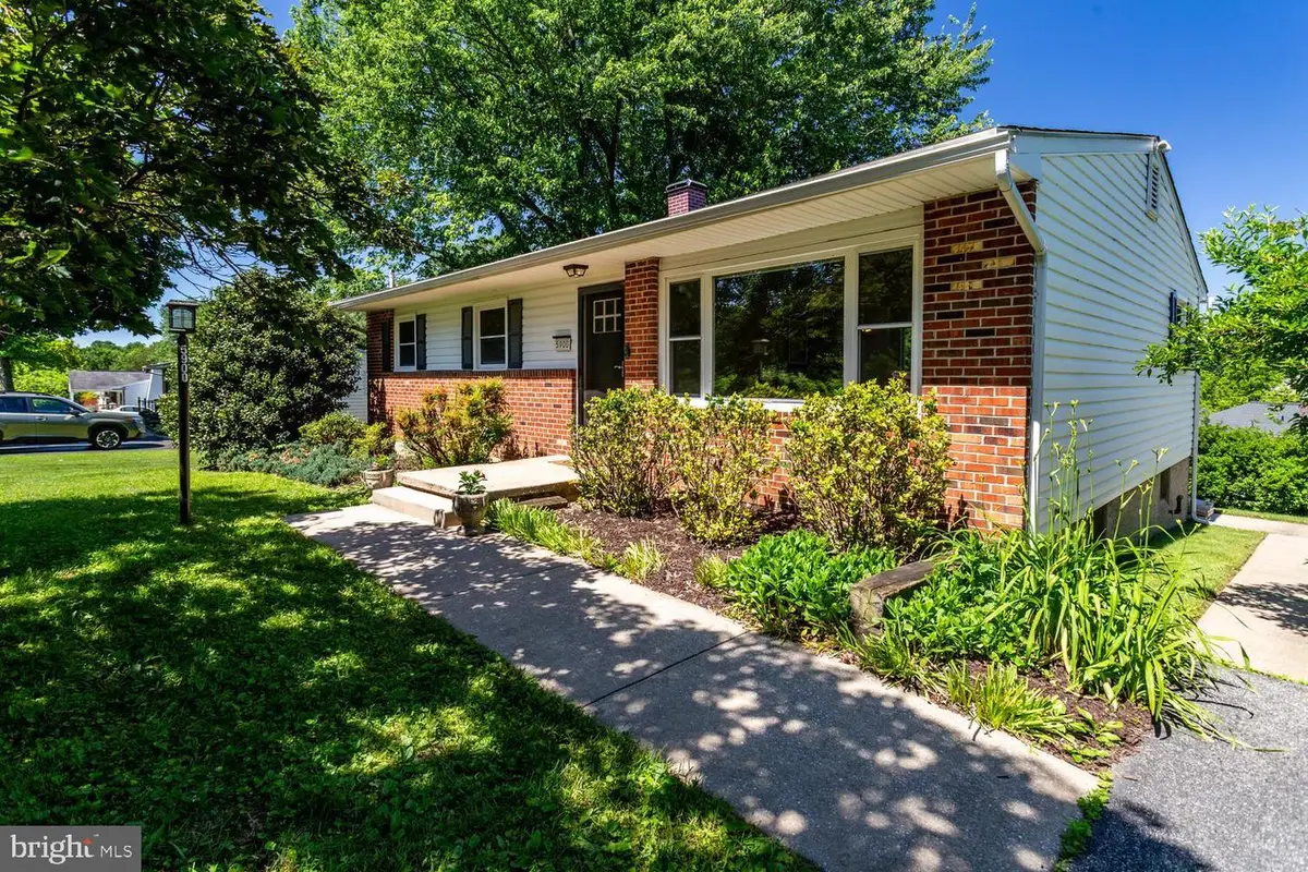 5900 Hanna Rd, Sykesville, MD 21784 - #1