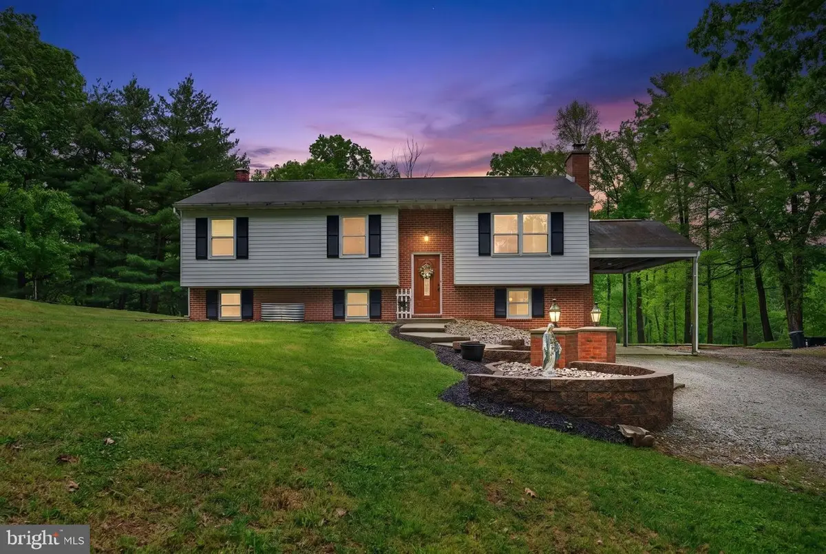 2726 Aspen Dr, Hampstead, MD 21074 - #1