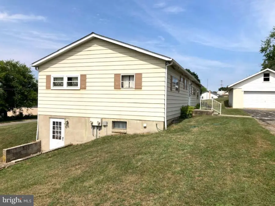 3045 Wood Drive Dr, Manchester, MD 21102 - #2