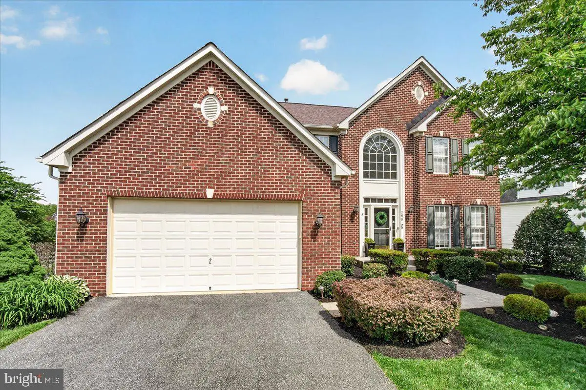 7220 Shub Farm Rd, Marriottsville, MD 21104 - #1
