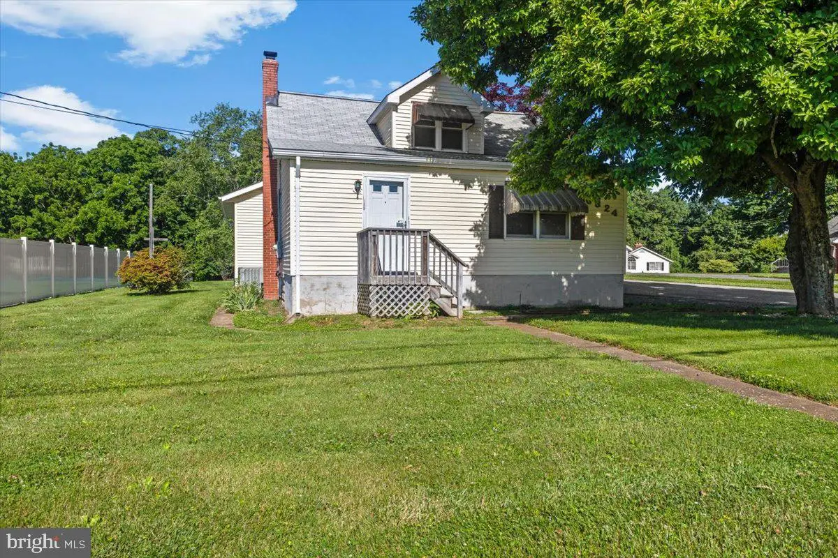 6824 Woodbine Rd, Woodbine, MD 21797 - #1