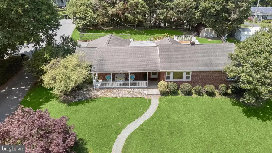 7416 Centre St, Sykesville, MD 21784 - #2