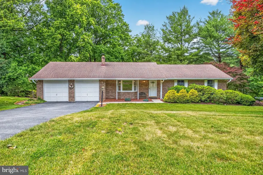 6408 Hickory Ln, Sykesville, MD 21784 - #3