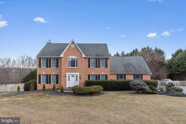 2111 Warren Way Dr, WESTMINSTER, MD 21157
