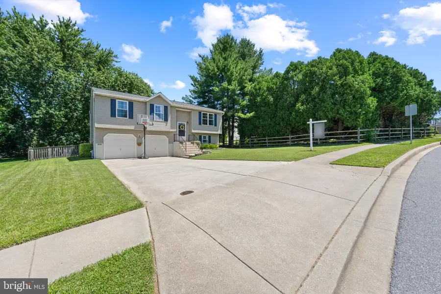 3838 Dakota Rd, Hampstead, MD 21074 - #2