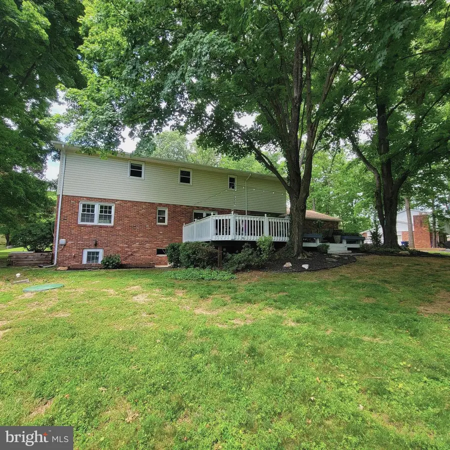 5928 Grace Lee Ave, Sykesville, MD 21784 - #3