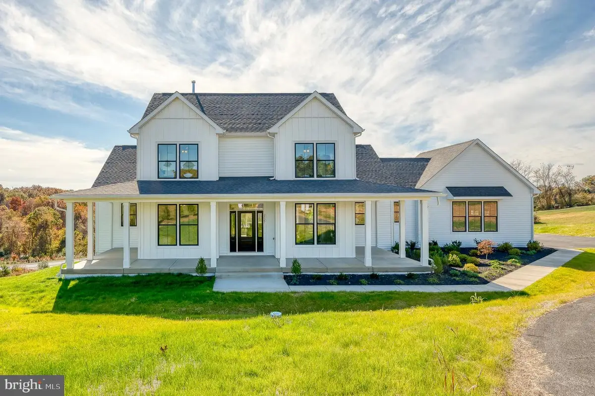 2527a Fourleaf Dr, Finksburg, MD 21048 - #1